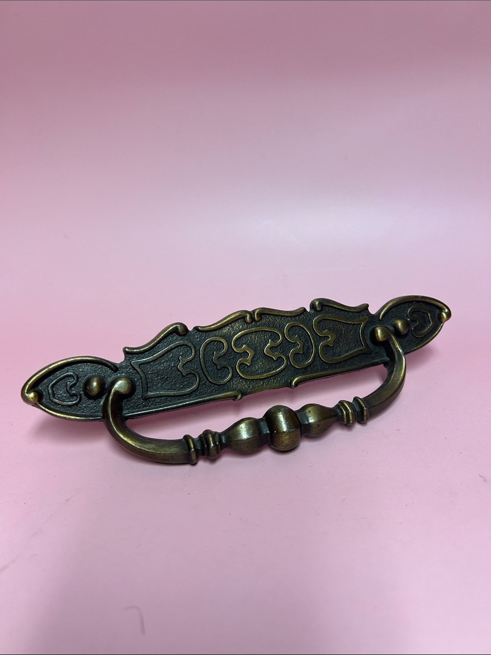 1960s Canada CH 1218 Decorative Antiqued Brass Furniture Cabinet Drawer Pull